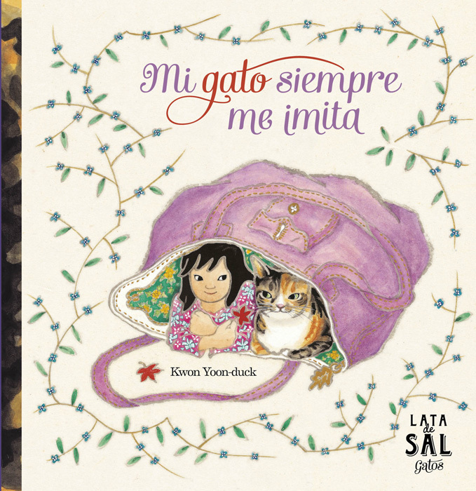 MI GATO SIEMPRE ME IMITA